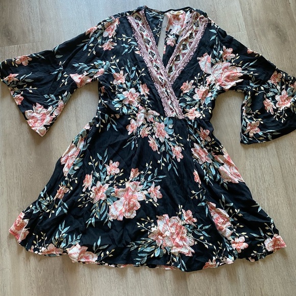 Billabong Floral Patterned Top summer vacation dress - Picture 4 of 10